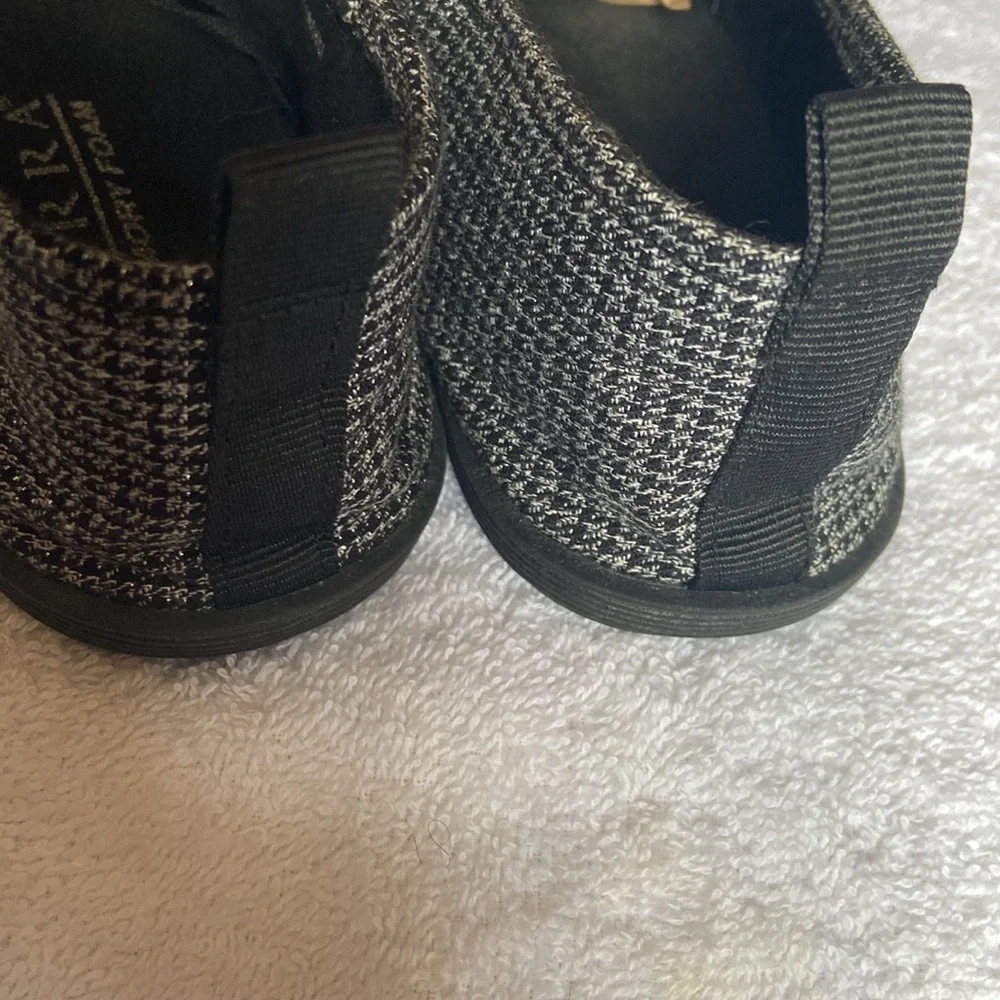 Serra Memory Foam Flat Slip On Shoes Size 8 - Picture 5 of 9